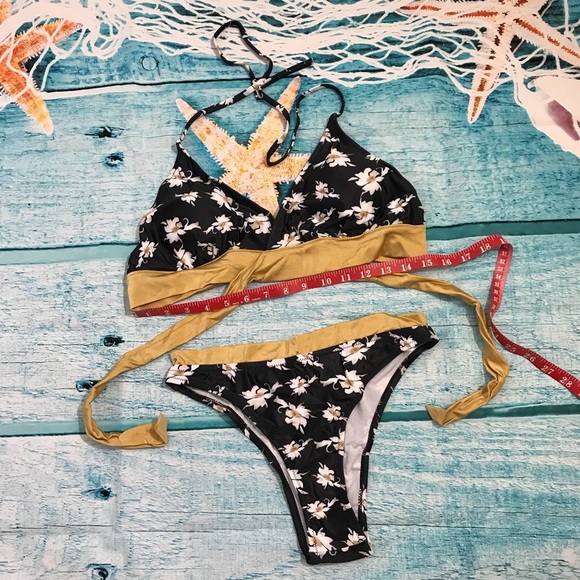 Floral wrap halter swimsuit bikini - Picture 6 of 8